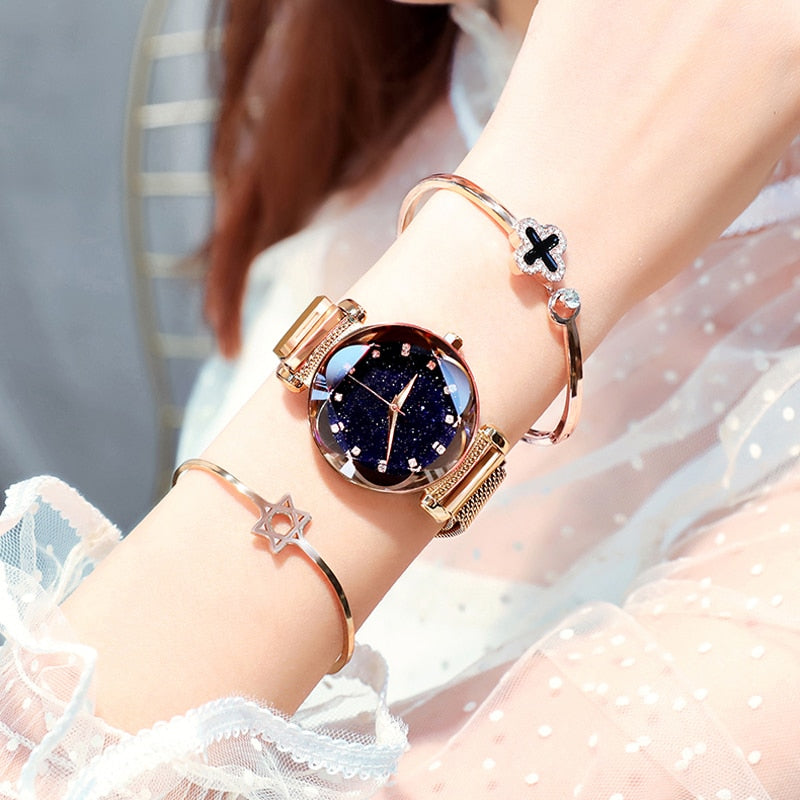 Luxury Starry Sky Quartz Elegant Magnet Buckle Women Wristwatch