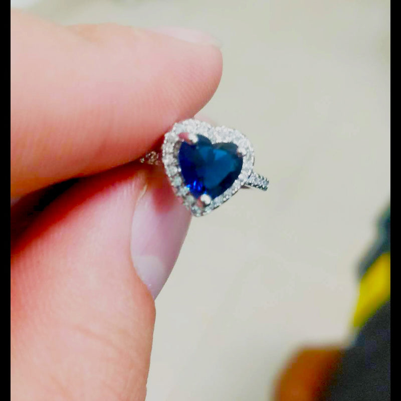 Garnet Red Personality Ruby Red Color Zircon 925 Silver Ring Love Heart Romantic Finger Ring For Women Wedding Jewelry Bague