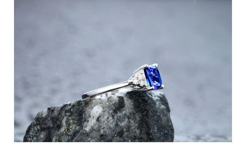 White Gold 1.54 ctw Tanzanite and Diamond Ring for Women