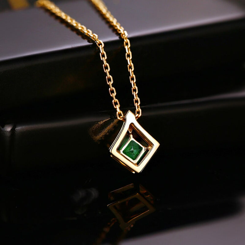 14k Yellow Gold 0.35ct Green Emerald Pendant for Women