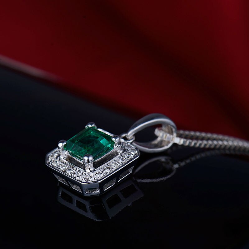 Solid 14Kt White Gold Emerald Pendant for Women