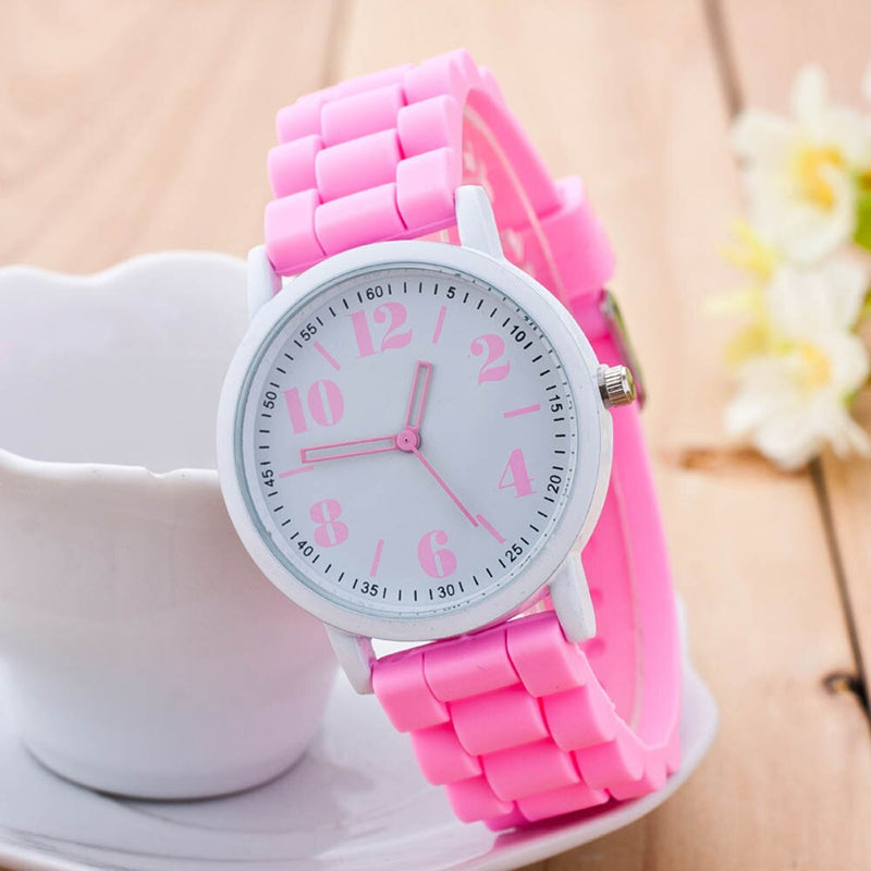 Fashion Quartz Watches For Women Luxury White Silicone Bracelet Watches Ladies Dress Clock Watches Relojes Mujer Gift Woman Fi