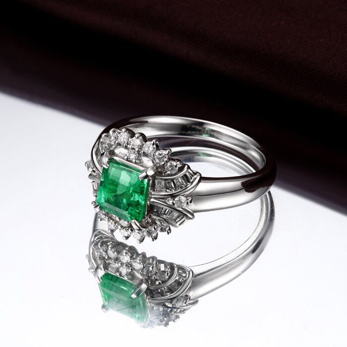 14k White Gold Emerald 0.48ct Diamond Ring for Her