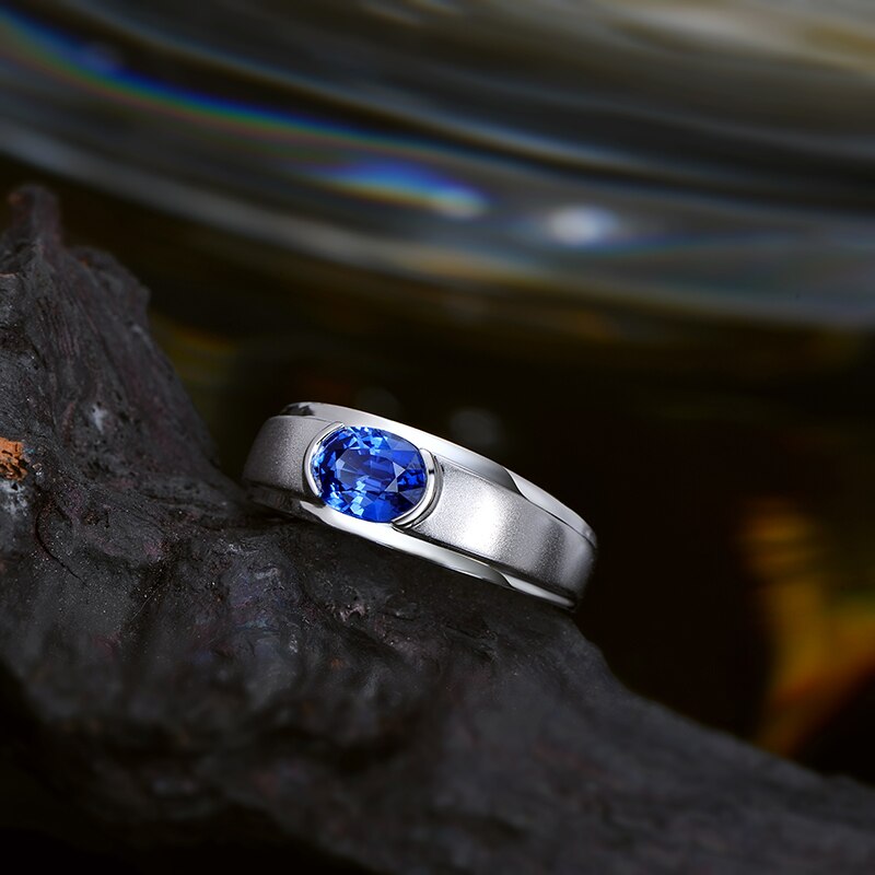 14kt White Gold Blue Sapphire Engagement Ring for Unisex