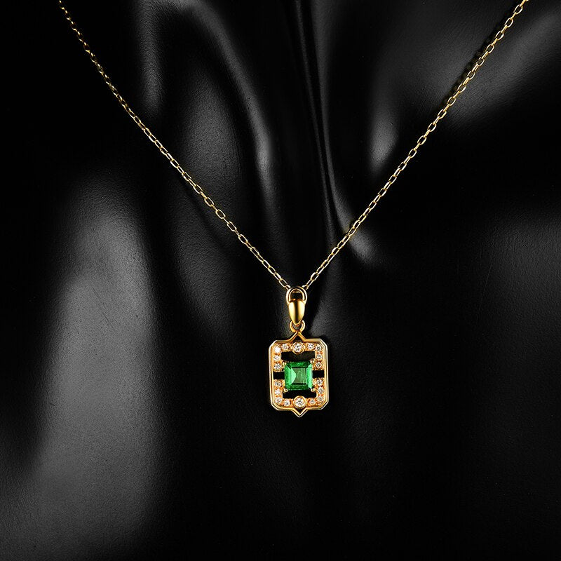 18K Yellow Gold Colombia Green Emerald Pendant Necklace for Women