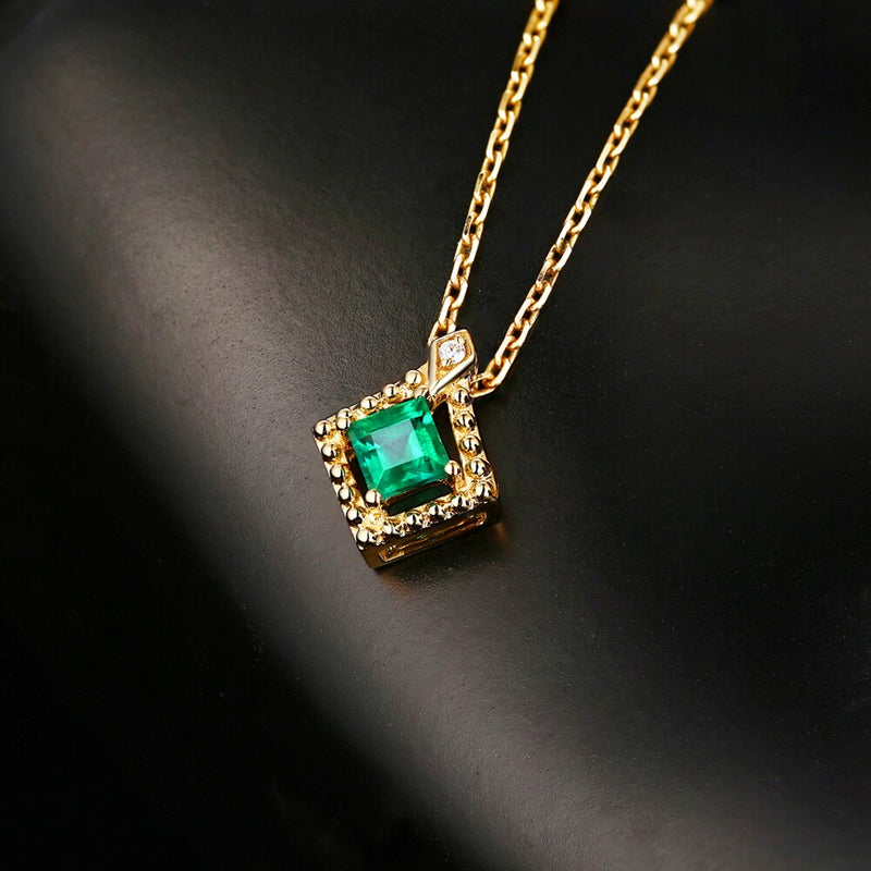 14k Yellow Gold 0.35ct Green Emerald Pendant for Women