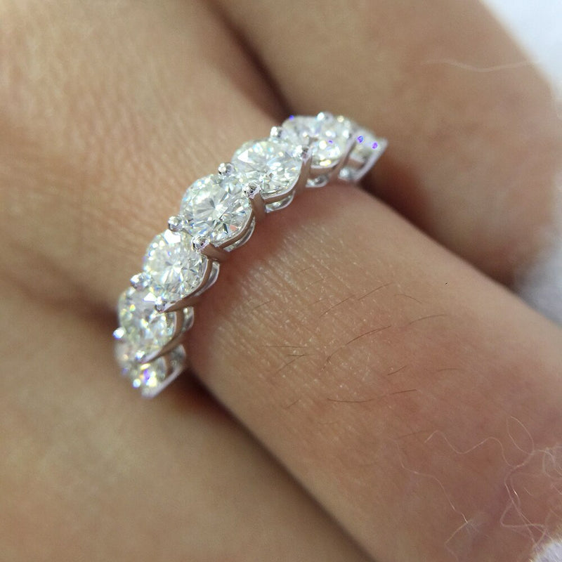 White Gold 2.1ctw Moissanite Round Cut Ring for Women