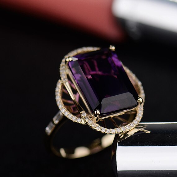 Luxury Solid 14K Yellow Gold Emerald-Cut Amethyst 10x14mm Diamonds Ring