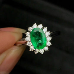 925 Sterling Silver Luxury Natural Oval 6*8 Emerald Ring