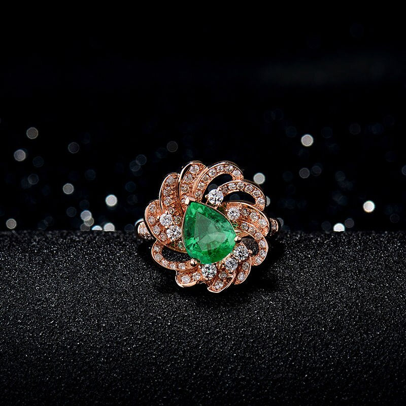 18K Rose Gold Colombian Emerald Pear Cut Engagement Ring