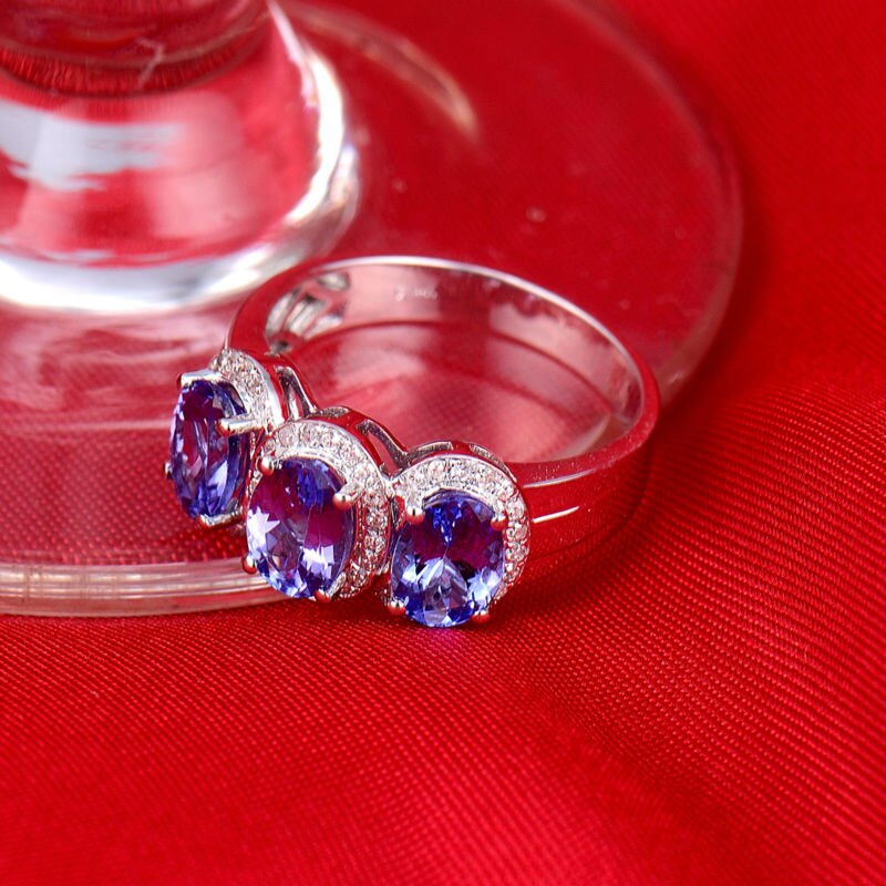 14KT White Gold Tanzanite Engagement Ring