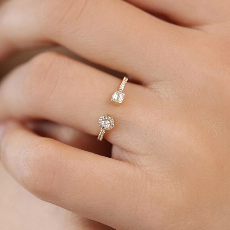 14k Gold 0.35ctw Baguette and Round Diamond Ring for Women