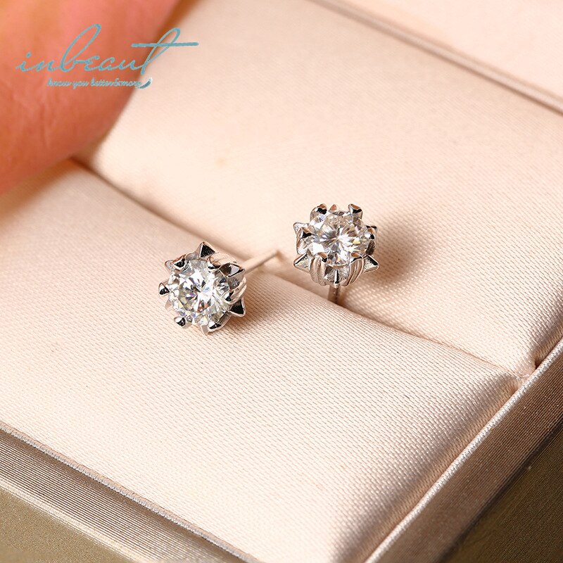 925 Sterling Silver 1 ct total 2 Carat Snowflake Moissanite Stud Earrings