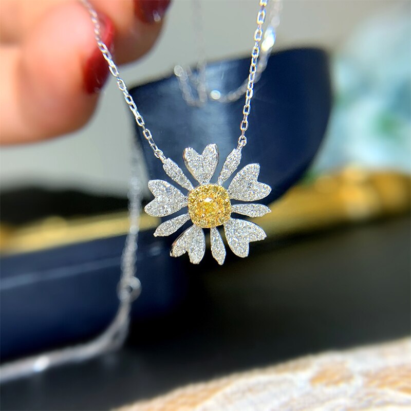 18K White Gold Yellow Diamond Chrysanthemum Pendant for Women