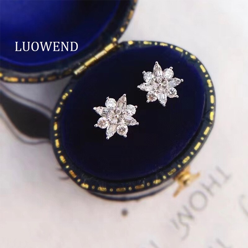 18K Solid White Gold Diamond Flower Stud Earrings for Female