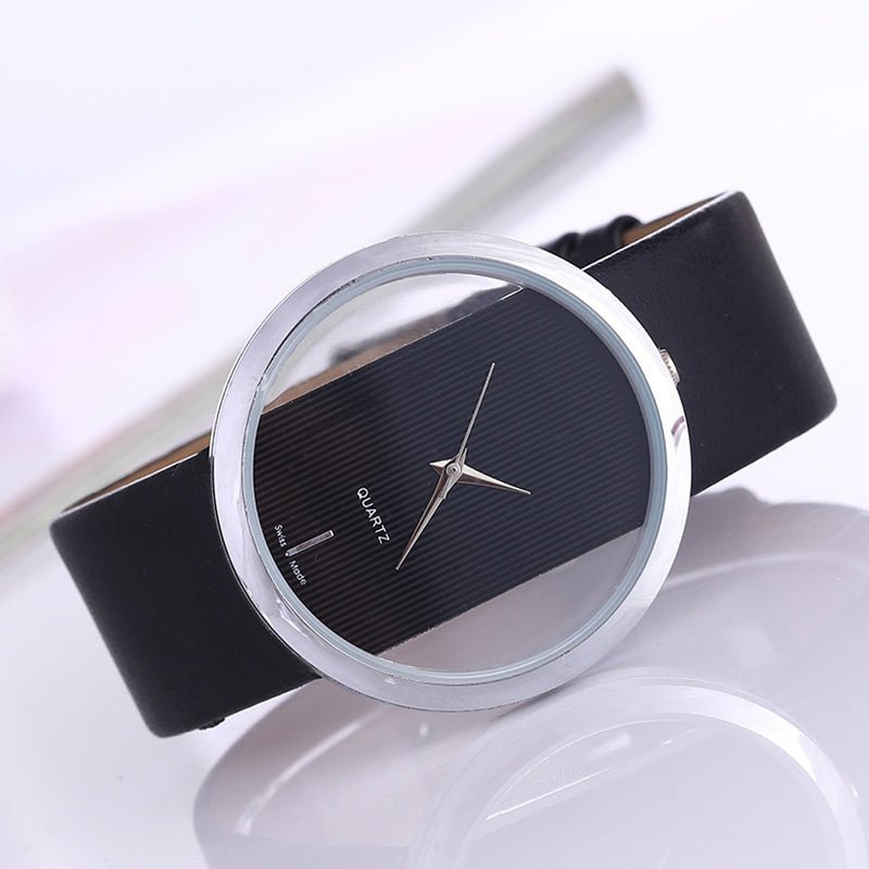 Luxury Antique Stylish Round Leather Watch for Women