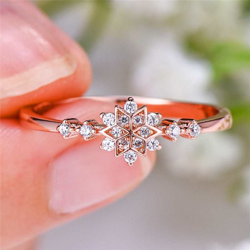925 Sterling Silver Luxury Zicron Snowflake Ring