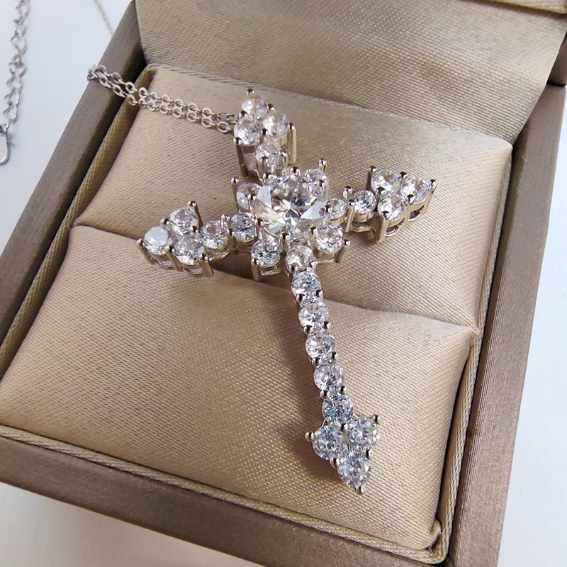 S925 Silver 0.5/1CT D Color Moissanite Cross Necklace for Women