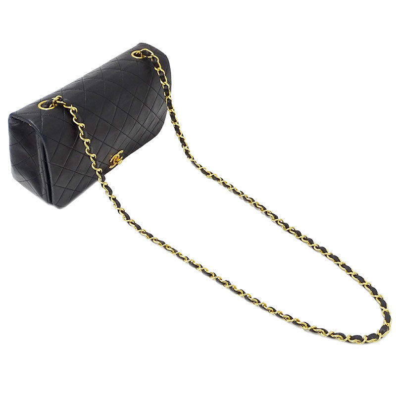 Chanel Matelasse Leather Shoulder Bag Black