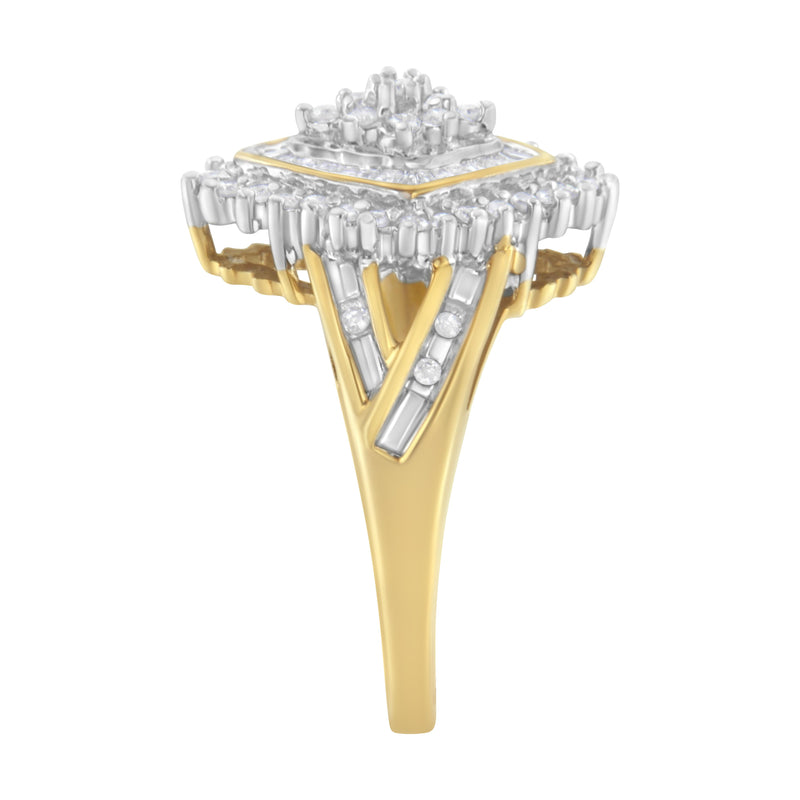 10K Yellow Gold 1/2ct TDW Round and Baguette cut Diamond Cocktail Ring (H-II2-I3)