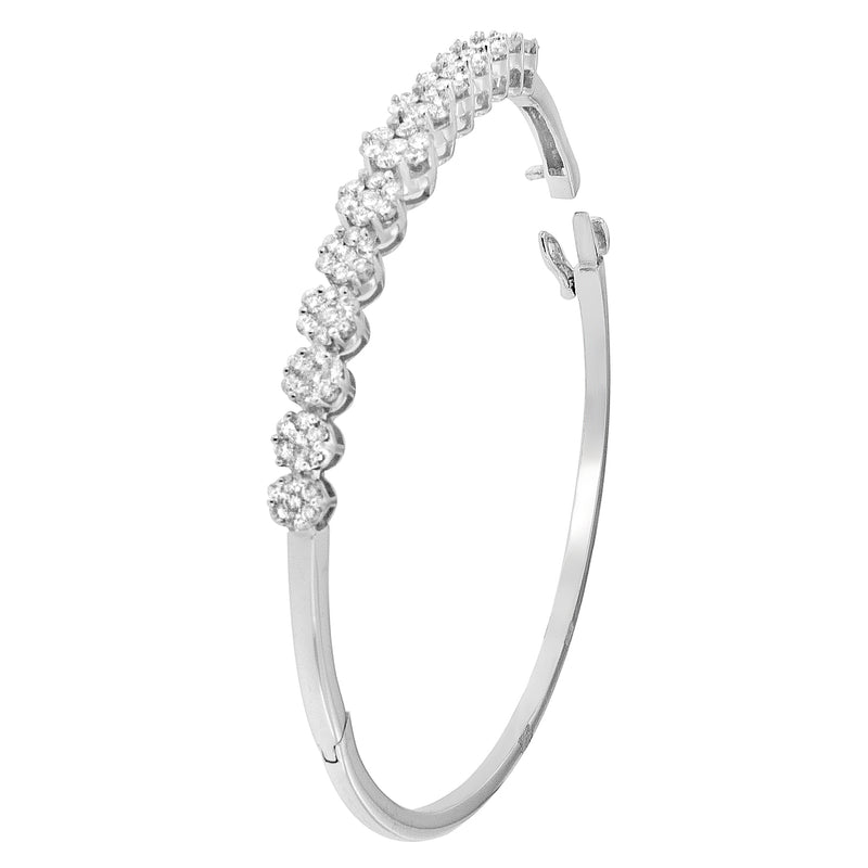 14K White Gold Round Cut Diamond Floral-Inspired Bangle Bracelet (2.60 cttw H-I Color SI1-SI2 Clarity)