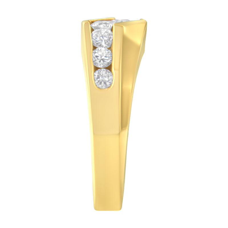 14KT Yellow Gold Men's Round Cut Diamond Ring (1 cttw, H-I Color, SI2-I1 Clarity)