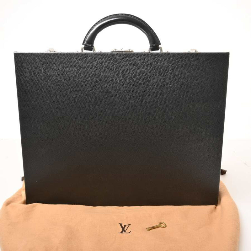 LOUIS VUITTON Taiga Diplomat Attache Case Briefcase Black Leather
