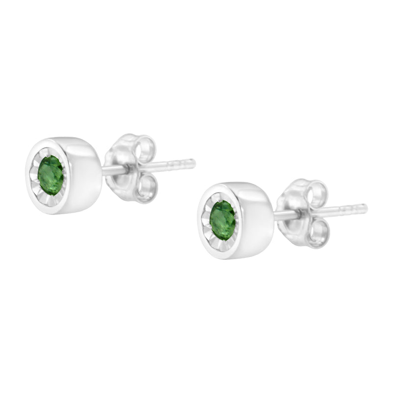 .925 Sterling Silver 0.15 Cttw Round Brilliant-Cut Green Diamond Miracle-Set Stud Earrings (Fancy Color-Enhanced, I1-I2 Clarity)