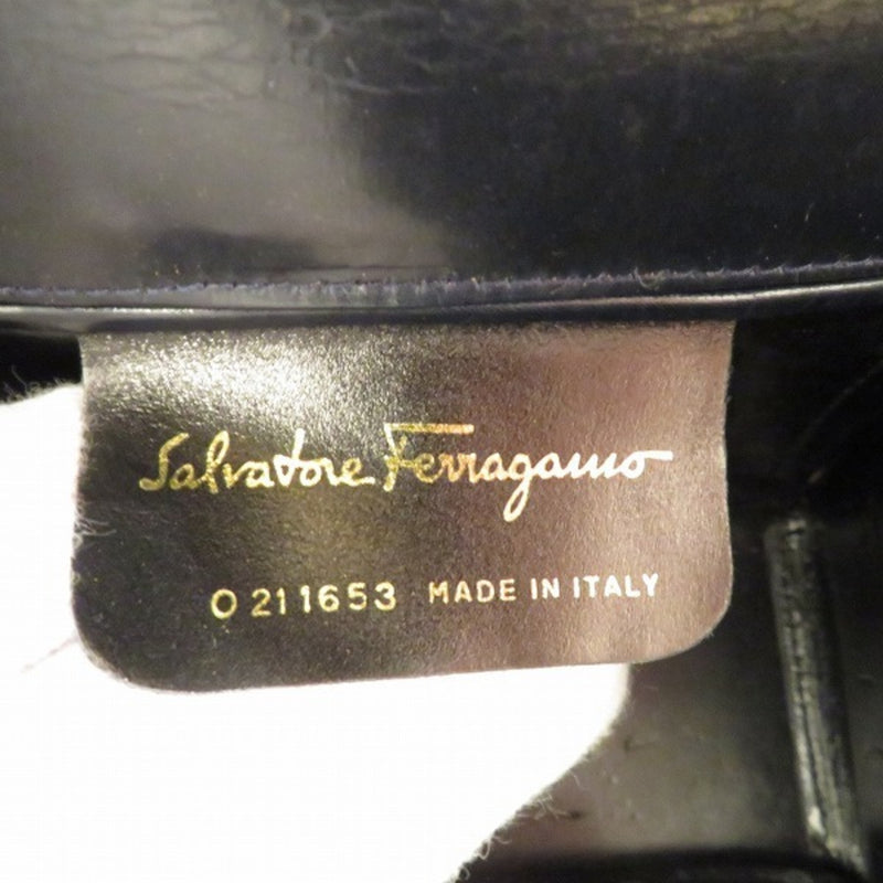 Salvatore Ferragamo Gancini Compact Shoulder 211653 Bag Ladies