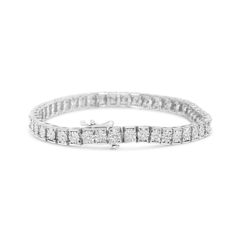 .925 Sterling Silver 1/10 Cttw Diamond 7.25" Link Bracelet (I-J Color, I2-I3 Clarity)