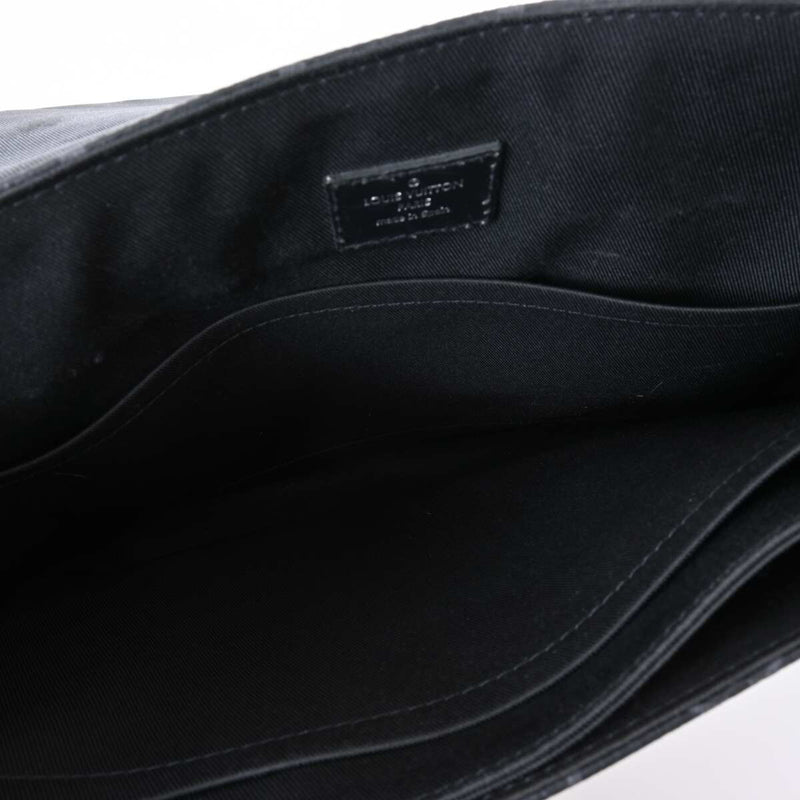 Louis Vuitton Mens Shoulder Bag Black