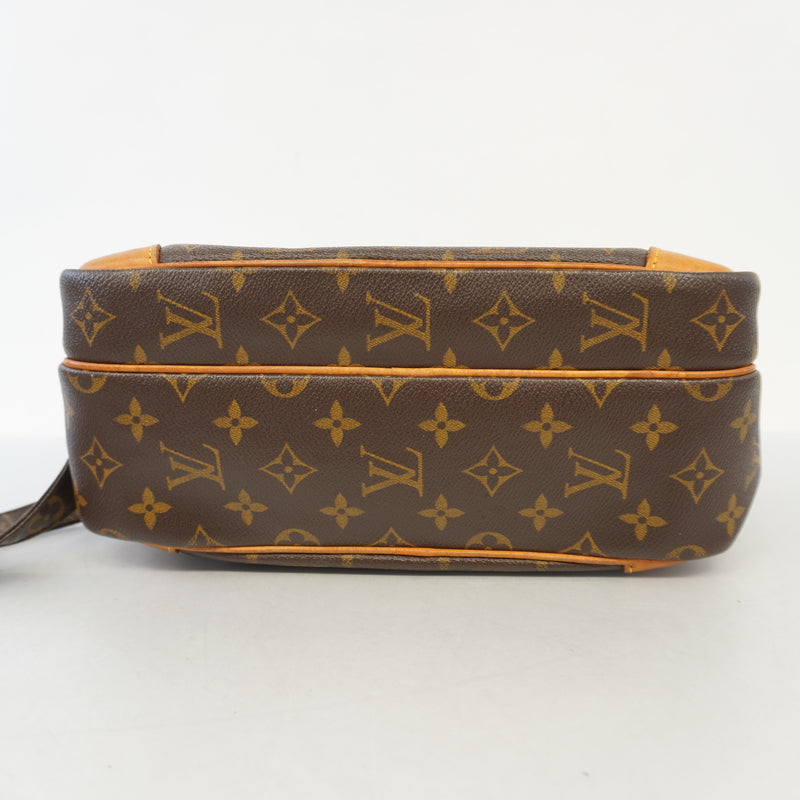 Auth Louis Vuitton Shoulder Bag Monogram Nile M45244
