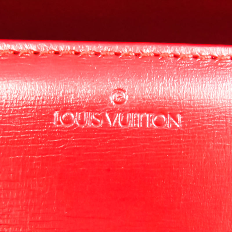 Louis Vuitton Opera Aege M63967 Women's Clutch Bag Red Color