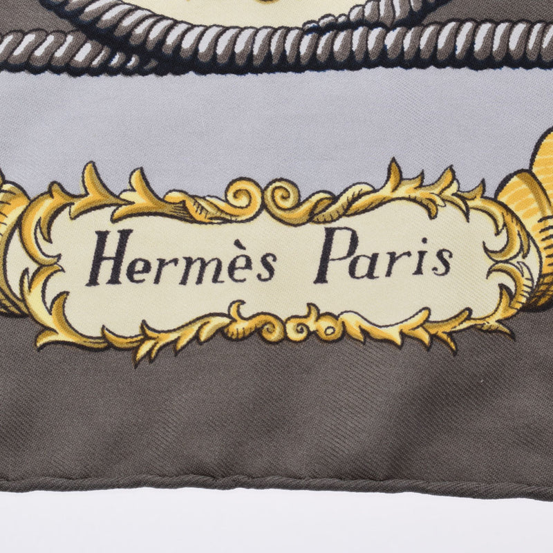 HERMES Hermes Carre 90 LVDOVICVS MAGNVS / Louis XIV gray ladies 100% silk scarf muffler straddling a white horse