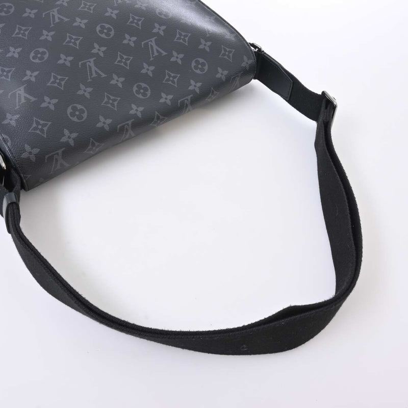 Louis Vuitton Mens Shoulder Bag Black