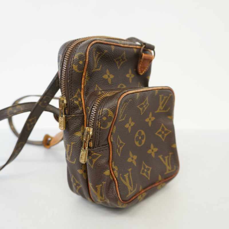 Auth Louis Vuitton Shoulder Bag Monogram Minia Amazon M45238